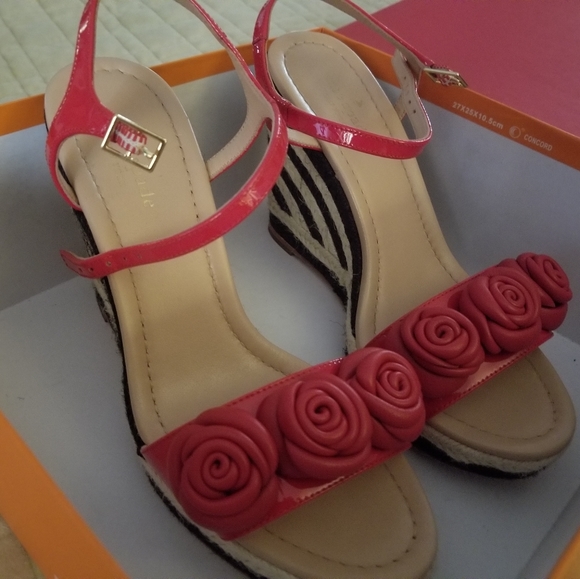 Kate Spade JILL- MARASCHINO RED New York Sandals - Picture 2 of 6